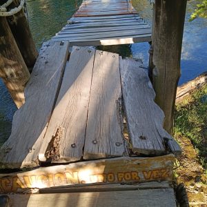 El Chaltén: clausura preventiva del puente colgante “Punta Sur”