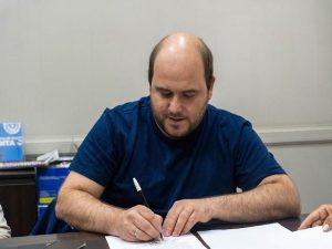 Educación firmó convenio de servicio de limpieza para establecimientos educativos de Perito Moreno