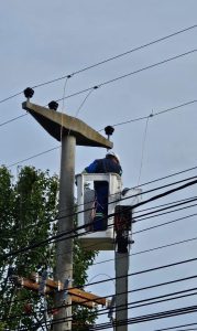 Servicios Públicos realizó trabajos de mantenimiento sobre redes de energía en Río Gallegos
