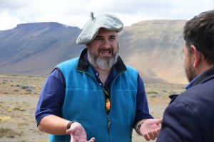 Segura recorrió el Aeroclub de El Chaltén y destacó su rol operativo