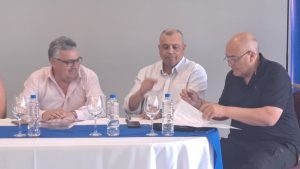 Se firmó el contrato para el inicio de la obra del Polideportivo en Piedra Buena