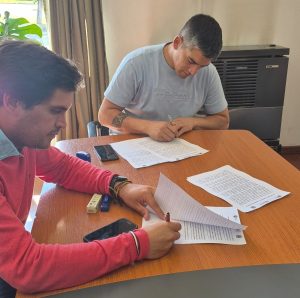 Convenio marco entre el CAP y el Municipio de 28 de Noviembre para el trabajo en recursos naturales