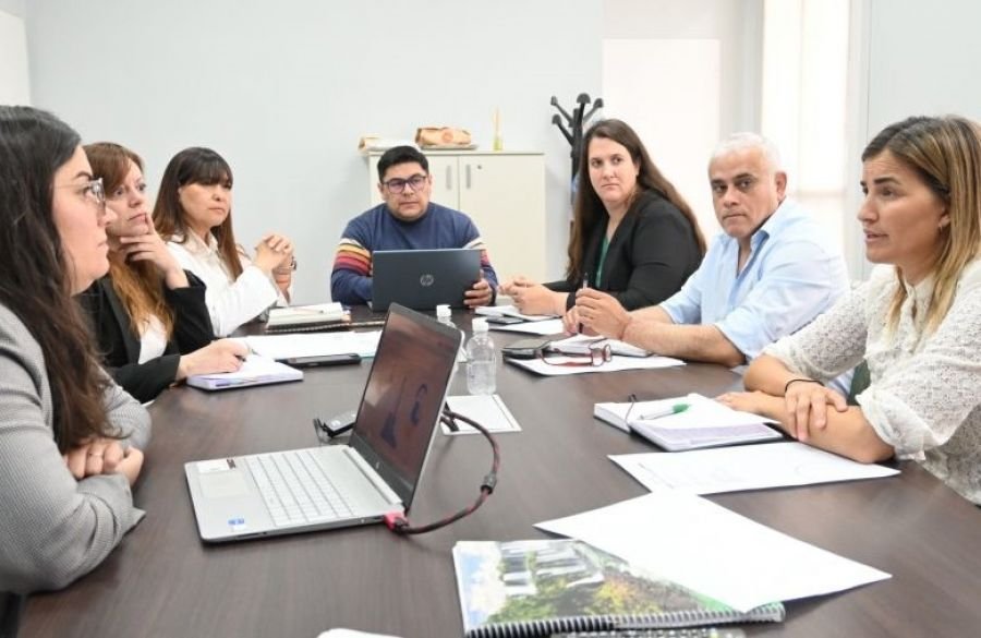 “La Salud va a tu Escuela”: Articulan acciones para garantizar la vacunación en toda la provincia