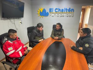 Maquinaria pesada: El Chaltén perfecciona la lucha contra el fuego