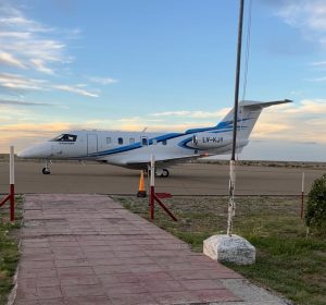 Gestión Vidal: Santa Cruz cumple con las normativas nacionales para garantizar la seguridad y excelencia en sus vuelos sanitarios