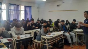 Estudiantes del Colegio Secundario N° 9 refuerzan contenidos en la Escuela de Verano