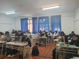 Estudiantes del Colegio Secundario N° 9 refuerzan contenidos en la Escuela de Verano