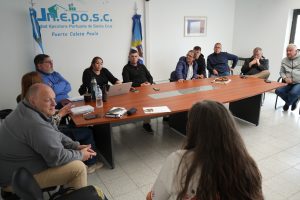 Autoridades provinciales encabezaron una mesa de diálogo con empresarios y gremios de la estiba
