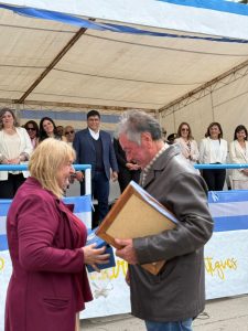 Claudio Vidal en el 78° Aniversario de Los Antiguos: 375 millones para la dulcera municipal