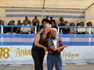 Claudio Vidal en el 78° Aniversario de Los Antiguos: 375 millones para la dulcera municipal