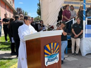 Claudio Vidal en el 78° Aniversario de Los Antiguos: 375 millones para la dulcera municipal