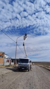 Servicios Públicos realiza trabajos integrales en energía y agua en el Distrito Puerto Deseado