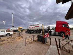 Vialidad Provincial realiza controles de cargas y dimensiones en Ruta Provincial N°43