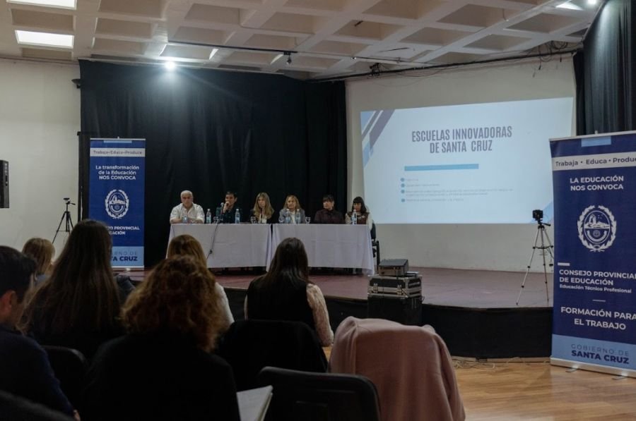 Presentaron el Programa Escuelas Secundarias Innovadoras en Santa Cruz