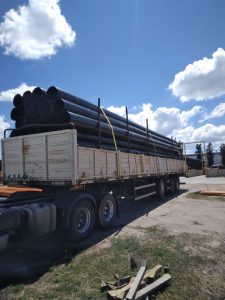 Plan de Obras Provincial: ya están en viaje los caños del nuevo colector cloacal que impulsa el gobernador Vidal en Pico Truncado