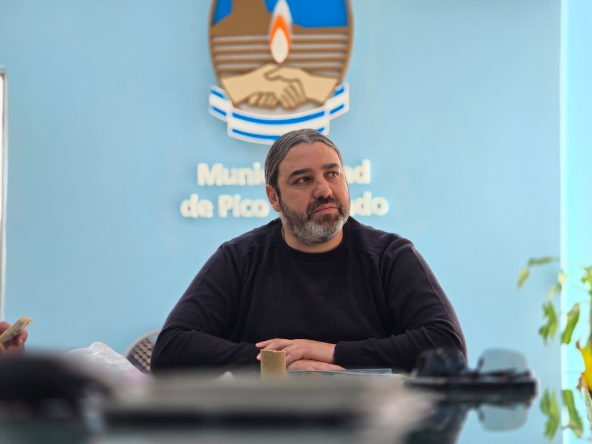 Anabalón destacó las obras e inversiones del Gobierno Provincial en Pico Truncado