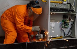 Se avanza con el desmantelamiento de calderas en las Escuelas Primarias N° 44 y N° 46 de Río Gallegos