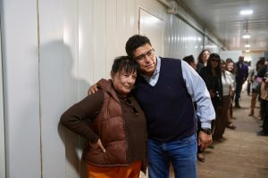 Claudio Vidal encabezó el inicio de obra del polideportivo de Perito Moreno