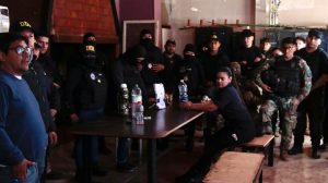 Autoridades Provinciales realizaron una recorrida en el barrio 2 de Abril para fortalecer acciones en materia de seguridad