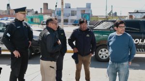 Autoridades Provinciales realizaron una recorrida en el barrio 2 de Abril para fortalecer acciones en materia de seguridad