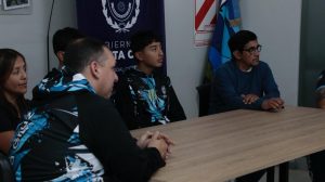 El Gobierno de Santa Cruz acompañó a jóvenes deportistas caletenses en su camino al alto rendimiento