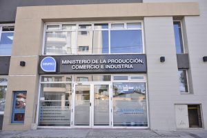 Perito Moreno recupera la conectividad aérea directa con Buenos Aires