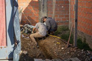 Avanza la instalación de gas en San Benito: supervisan el primer domicilio alcanzado por el convenio entre Desarrollo Social y Distrigas