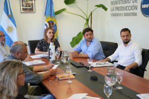 Autoridades provinciales avanzan en la puesta en valor del aeródromo de El Chaltén