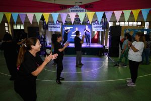 Servicios Públicos y LOAS participaron de Viva Barrio-Somos Comunidad en la Escuela 63