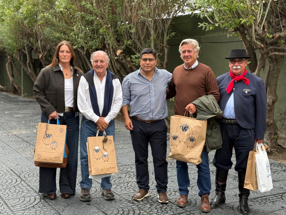 Vidal recibió a Nicolás Pino en Río Gallegos para impulsar el desarrollo del campo santacruceño