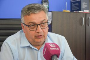 Santa Cruz avanza en el desarrollo de viviendas e infraestructura