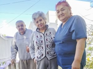 Adultos mayores de la Residencia “Dr. Braulio Zumalacarregui” impulsan jornada de forestación y cuidado ambiental