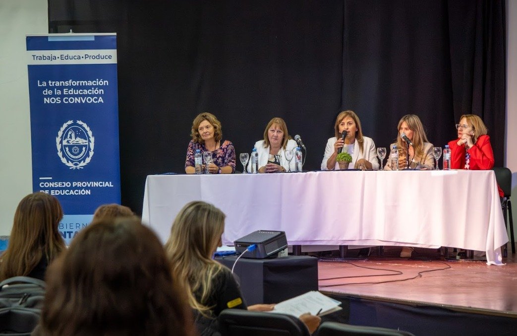 Educación llevó adelante el 1° Encuentro Formativo de la Red de Escuelas Secundarias Innovadoras