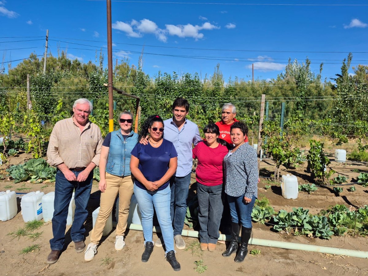 El CAP acompaña a productores vitivinícolas de Caleta Olivia