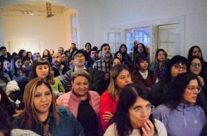 MAEM: Inauguró la muestra “Miradas contemporáneas 2026: casa viva – del fuego al cuerpo”