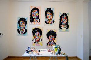 MAEM: Inauguró la muestra “Miradas contemporáneas 2026: casa viva – del fuego al cuerpo”