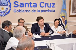 Luxen valoró que las operadoras no despedirán trabajadores y que se reactivará la actividad petrolera