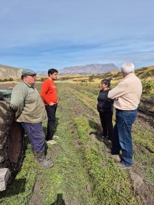 Los Antiguos: El Álamo es una chacra familiar que crece con trabajo y producción