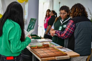 La comunidad celebró el carnaval con una jornada de encuentro en el CIC Fátima