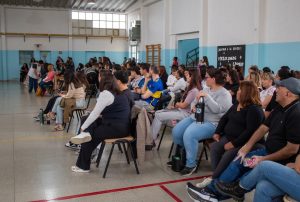 Docentes de Santa Cruz accedieron a más de mil cargos en los Actos Públicos de Ofrecimiento