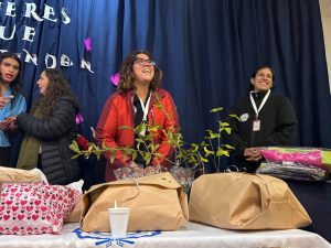 El CAP acompañó la jornada “8M: Mujeres que trascienden” en el CIC del Carmen