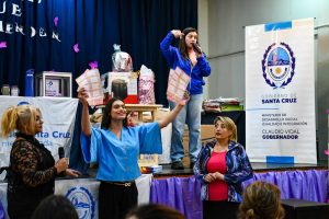 El Mate Bingo por el Día de la Mujer contó con masiva participación