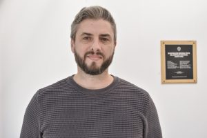 Trabajadores de Servicios Públicos se capacitan en sistemas de válvulas y control hidráulico