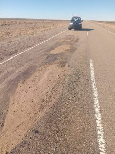 Vialidad Provincial continua con trabajos en rutas de la zona de Gobernador Gregores