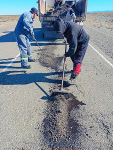 Vialidad Provincial continua con trabajos en rutas de la zona de Gobernador Gregores