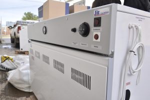 Educación llevó nuevas calderas para la Escuela 44 de Río Gallegos