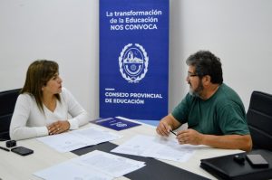 Fortalecen políticas de trabajo conjunto para mejorar las condiciones del sistema educativo en Lago Posadas