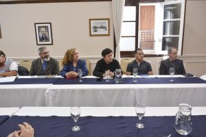 Santa Cruz impulsa un nuevo orden para el voluntariado religioso en hospitales y cárceles