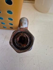 Continúan las tareas de mantenimiento en escuelas de Puerto San Julián