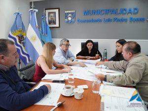Piedra Buena: Gobierno y Municipio tuvieron reunión clave para proyectar el desarrollo territorial